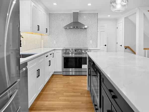 $1,179,000 | 82 Pleasant Street, Westford, MA 01886