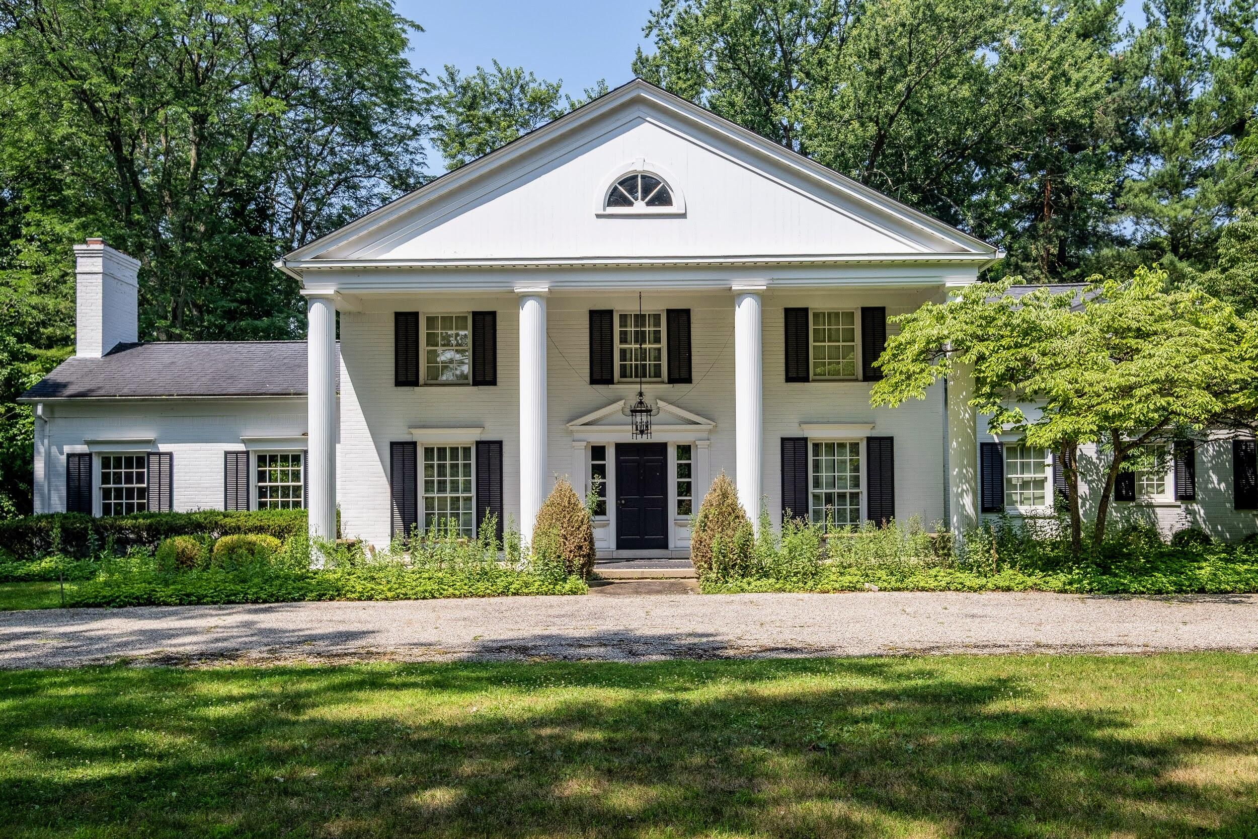 31677 Mountain View Road Franklin, MI 48025 - Photo 1 of 77 31677 Mountain View Rd (1 of 94)