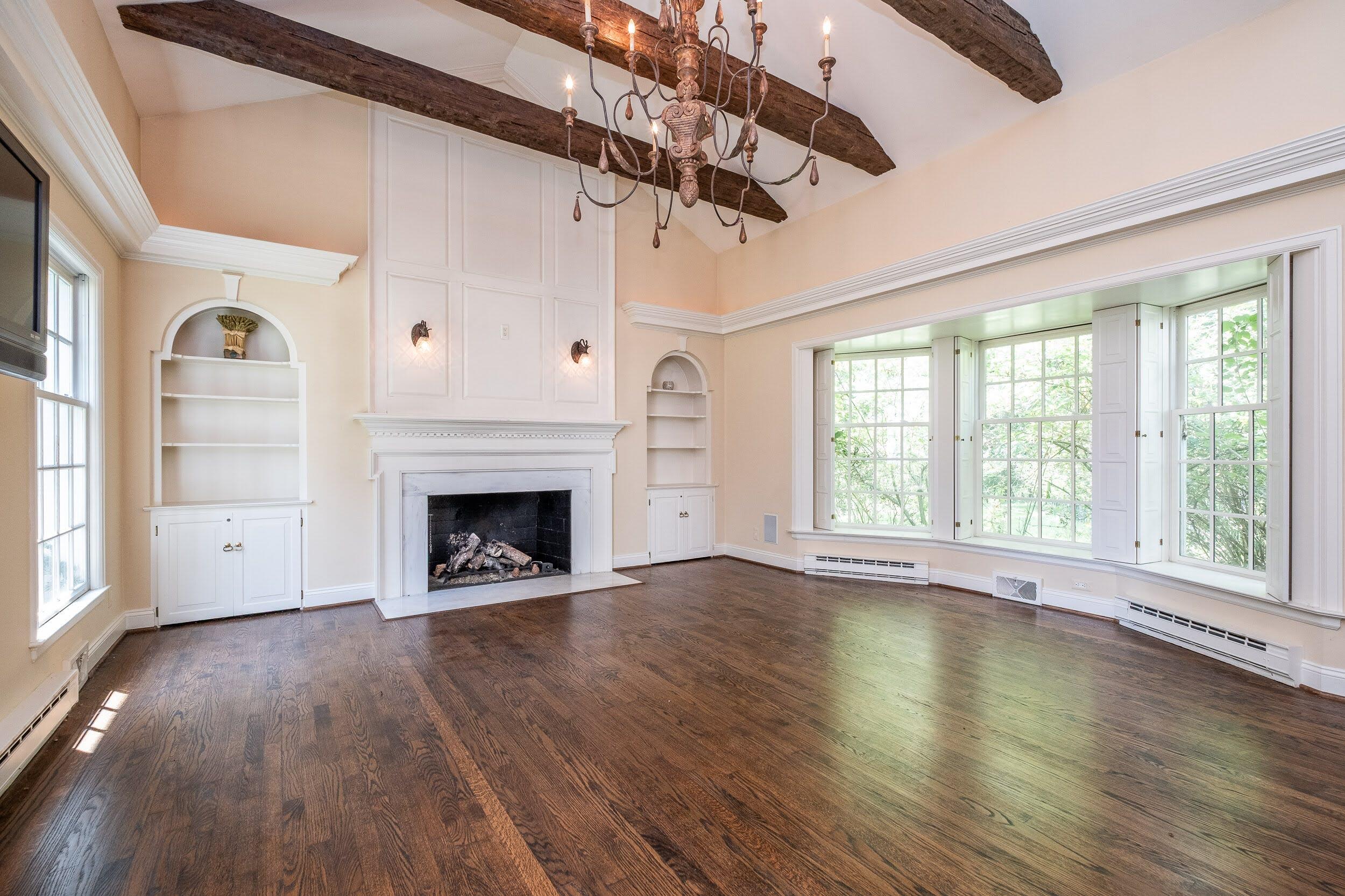 31677 Mountain View Road Franklin, MI 48025 - Photo 19 of 77 31677 Mountain View Rd (19 of 94)