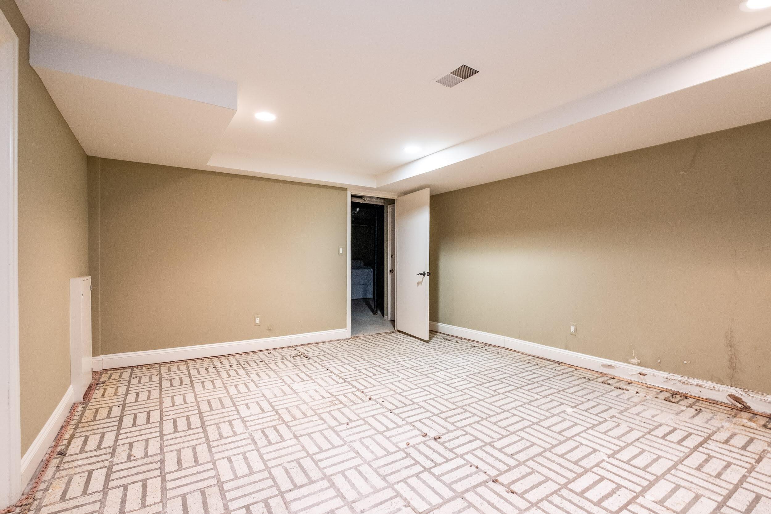 31677 Mountain View Road Franklin, MI 48025 - Photo 65 of 77 31677 Mountain View Rd (75 of 94)