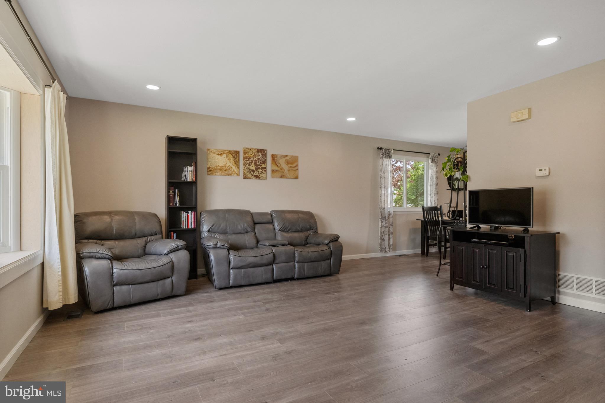 508 Elford Road Fairless Hills, PA 19030 - Photo 16 of 30 Gallery Image 16