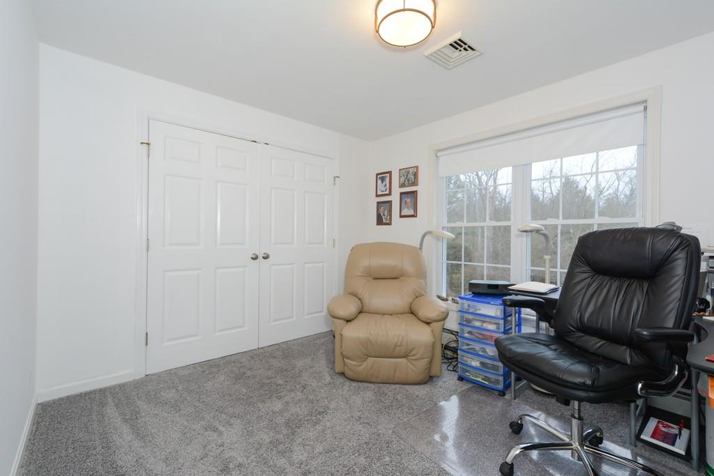 20 10 Rod Road Rutland, MA 01543 - Photo 31 of 42