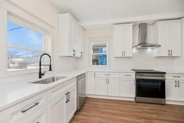 $575,000 | 3312 Holmes Street, Kansas City, MO 64109