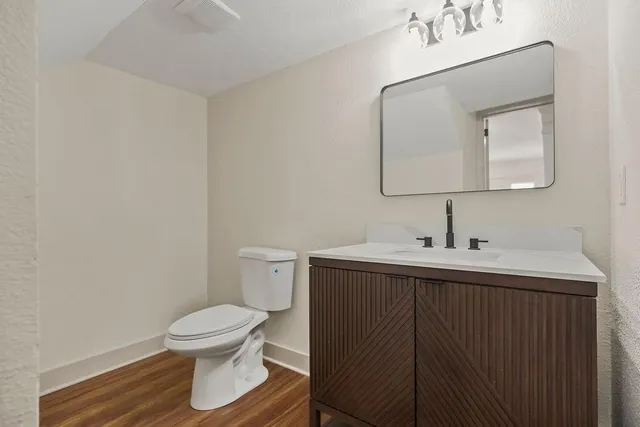 $575,000 | 3312 Holmes Street, Kansas City, MO 64109