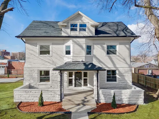$575,000 | 3312 Holmes Street, Kansas City, MO 64109