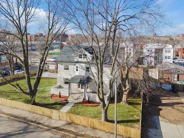 $575,000 | 3312 Holmes Street, Kansas City, MO 64109