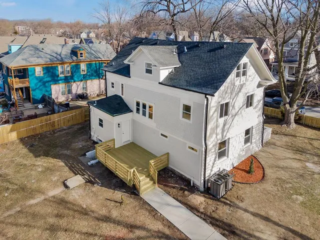 $575,000 | 3312 Holmes Street, Kansas City, MO 64109
