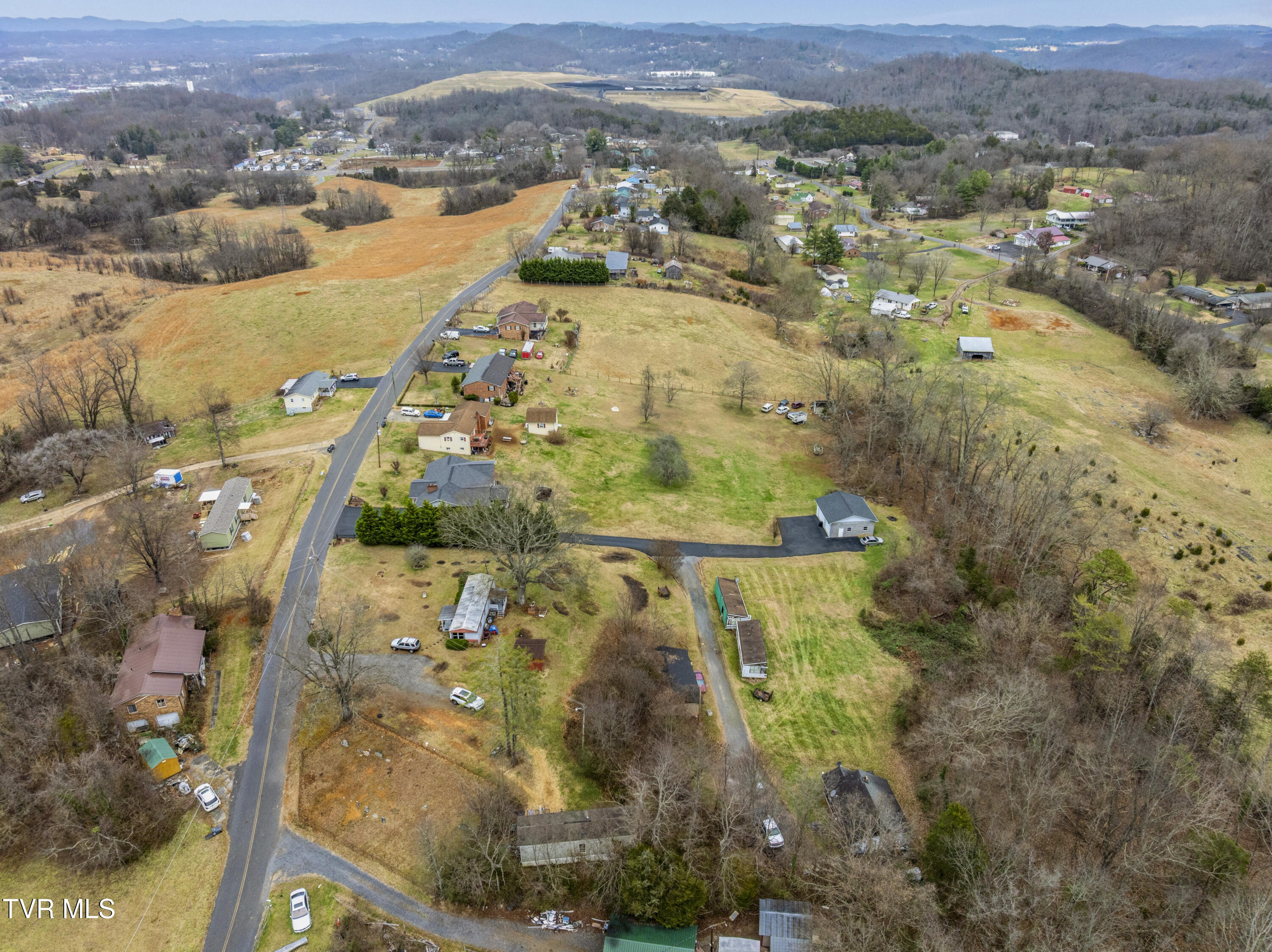 277 Ridgeway Road Kingsport, TN 37664 - Photo 24 of 36 Ridgeway-Aerials-7