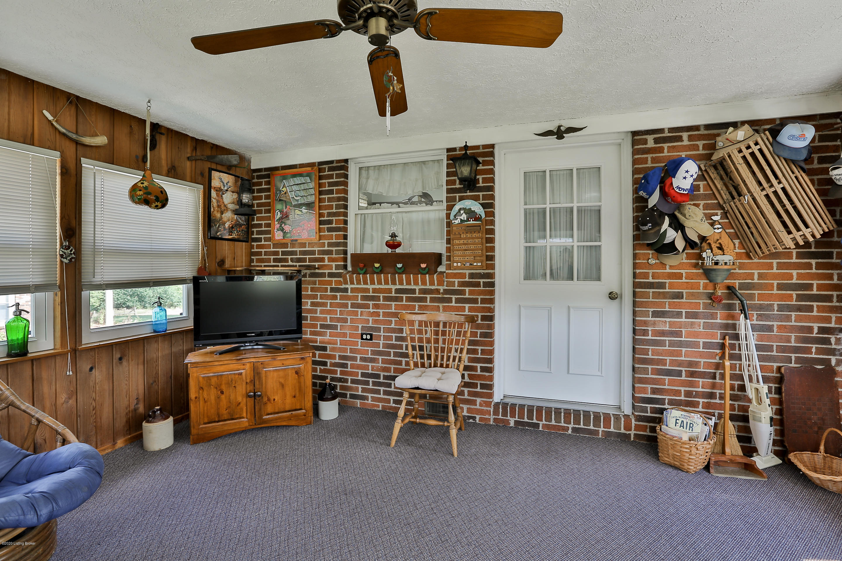 318 Drennon Road New Castle, KY 40050 - Photo 7 of 23 CT6C2626