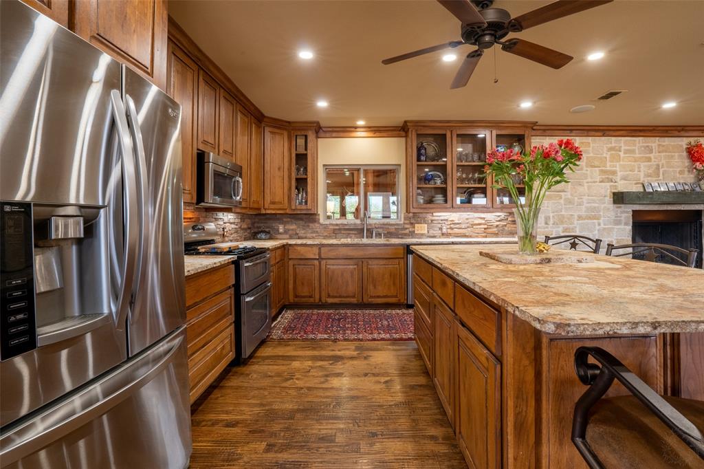 1904 Floyd Road Weatherford, TX 76087 - Photo 8 of 38 Main House Kitchen