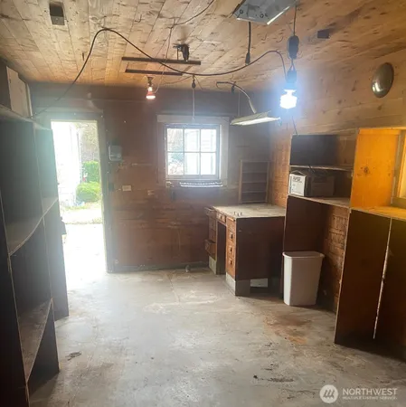 $218,000 | 220 West Apple Street, Omak, WA 98841