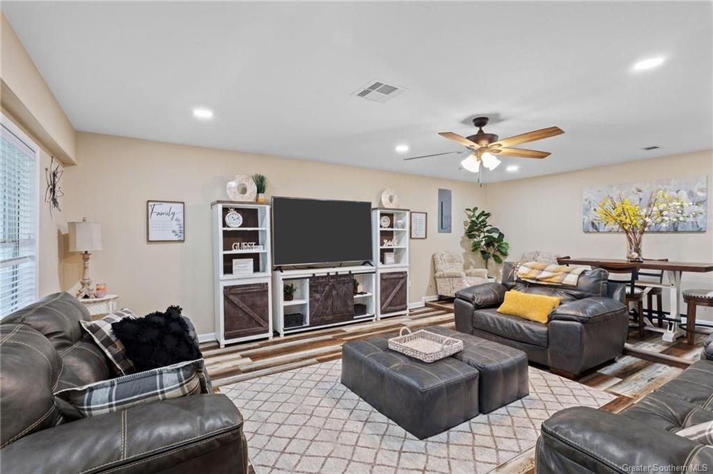 7193 Tom Hebert Road Lake Charles, LA 70607 - Photo 5 of 16 Gallery Image 5