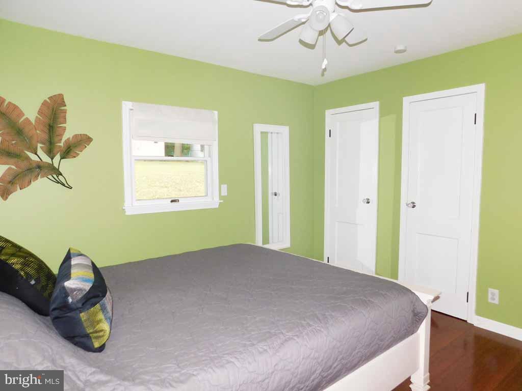 215 Devon Road Fairless Hills, PA 19030 - Photo 19 of 37 Main Bedroom
