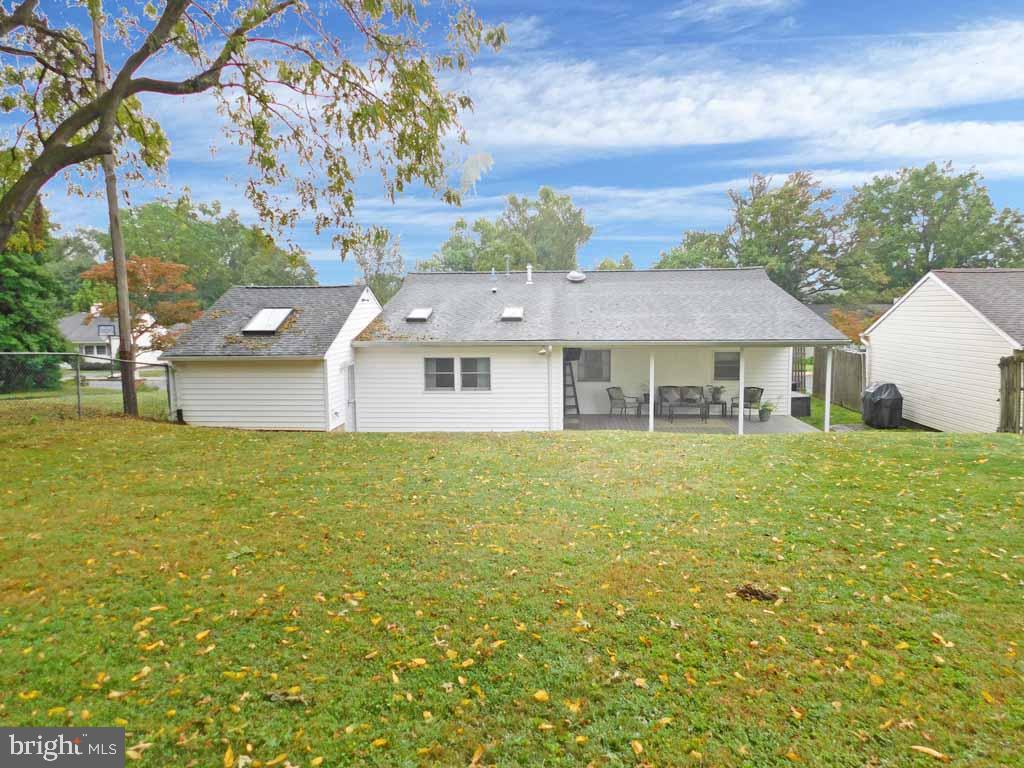 215 Devon Road Fairless Hills, PA 19030 - Photo 32 of 37 Rear