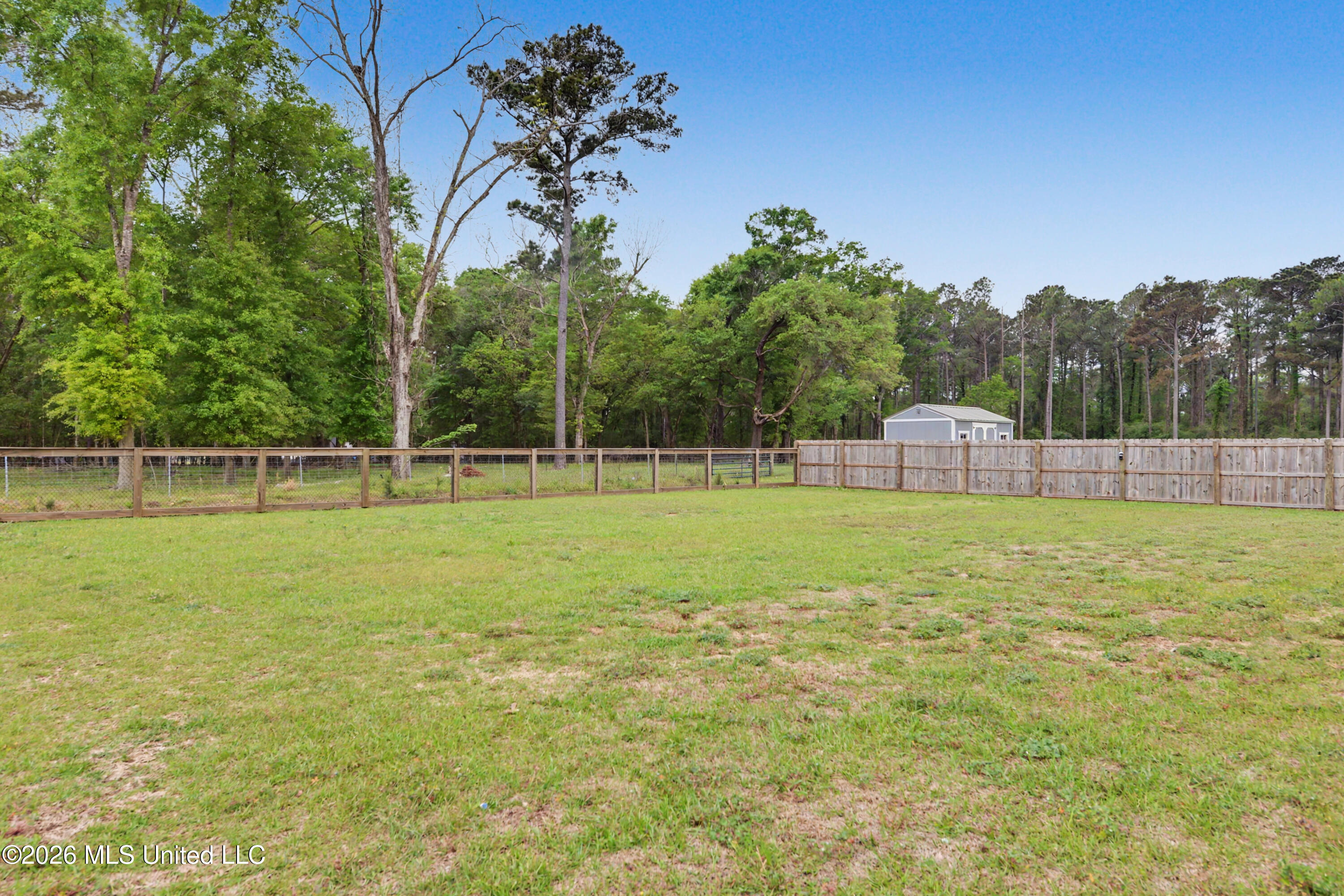 132 Firefly Drive Lucedale, MS 39452 - Photo 27 of 32 IMG_0988