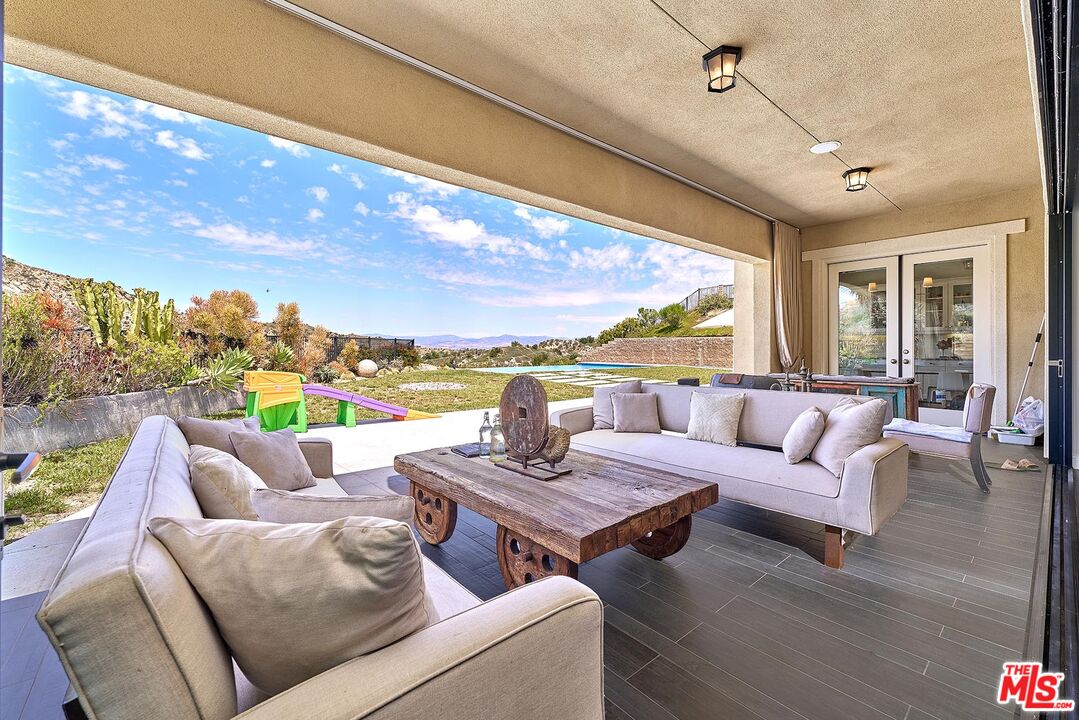 24950 Old Stone Way Stevenson Ranch, CA 91381 - Photo 22 of 59
