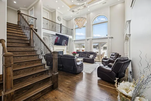 $1,300,000 | 7701 Camelot Lane, Chattanooga, TN 37421