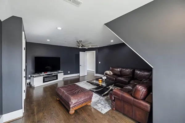 $1,300,000 | 7701 Camelot Lane, Chattanooga, TN 37421
