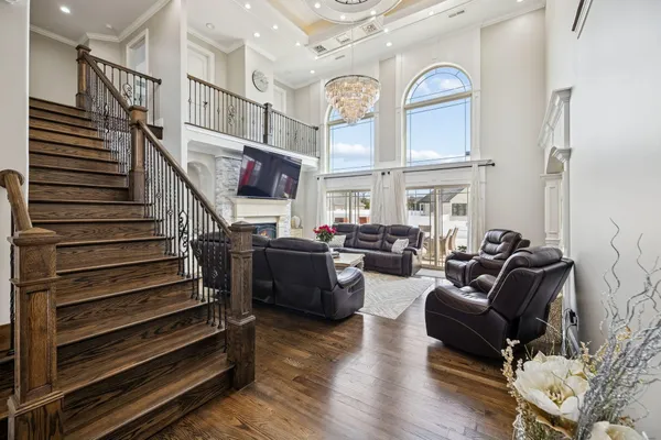 $1,300,000 | 7701 Camelot Lane, Chattanooga, TN 37421