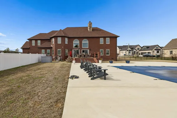 $1,300,000 | 7701 Camelot Lane, Chattanooga, TN 37421