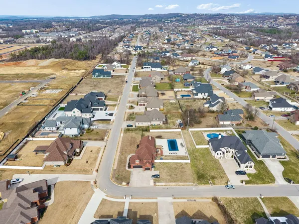$1,300,000 | 7701 Camelot Lane, Chattanooga, TN 37421