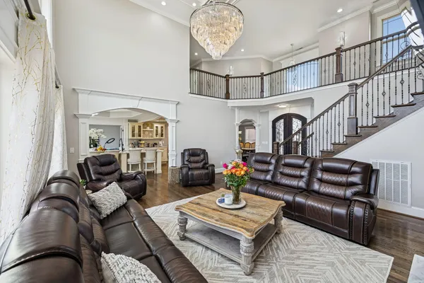 $1,300,000 | 7701 Camelot Lane, Chattanooga, TN 37421