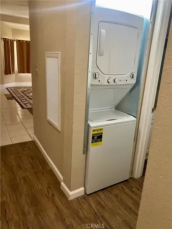 $2,300 | 1521 Junipero Avenue, Unit A, Long Beach, CA 90804