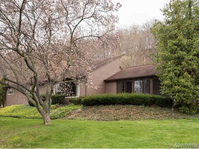 1114 Ridge Road Lewiston, NY 14092 - Photo 1 of 1 Exterior Front
