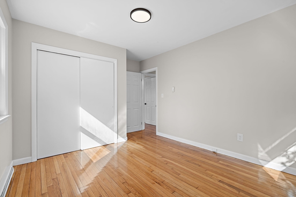 53 Little Turnpike Road Shirley, MA 01464 - Photo 19 of 32
