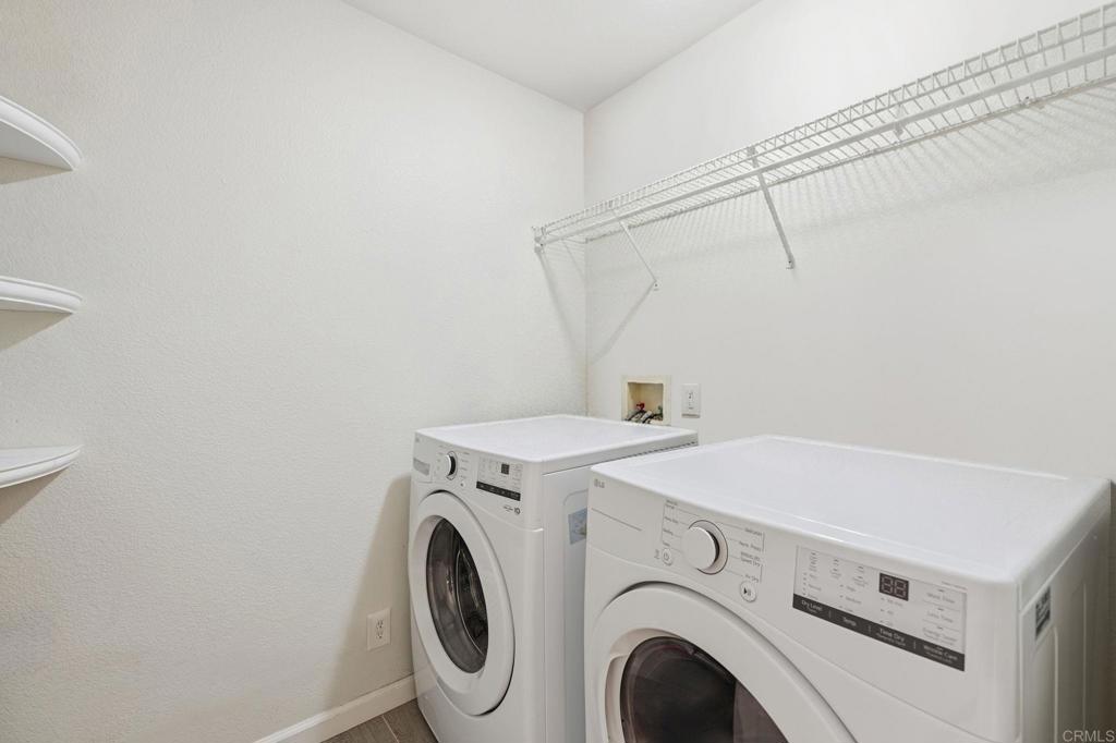 618 Jacks Creek Road Escondido, CA 92027 - Photo 28 of 48 a utility room with dryer and washer