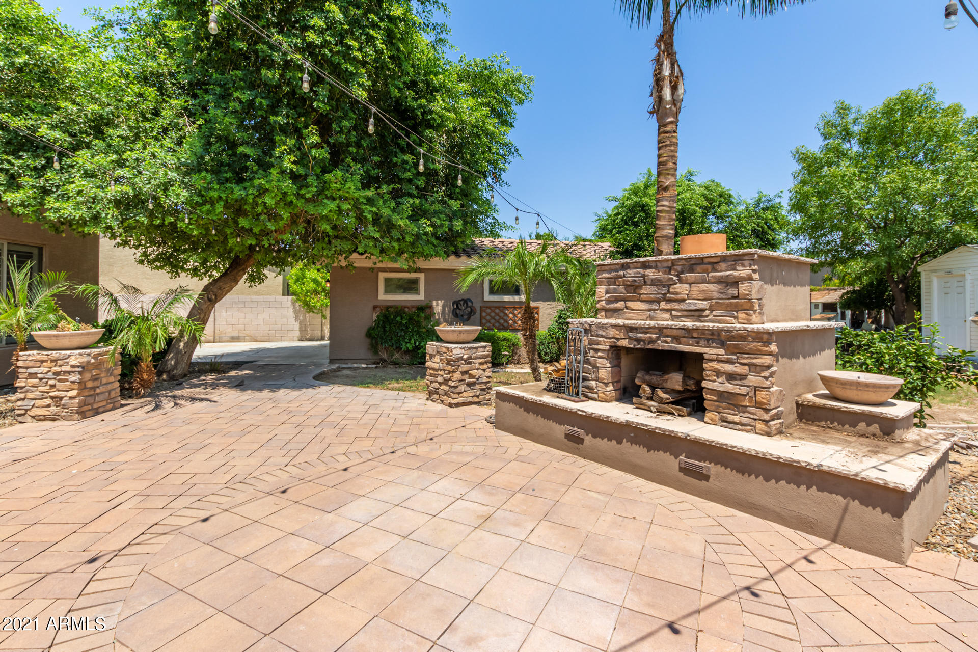 4657 South Ranger Court Gilbert, AZ 85297 - Photo 57 of 62 Outdoor fireplace