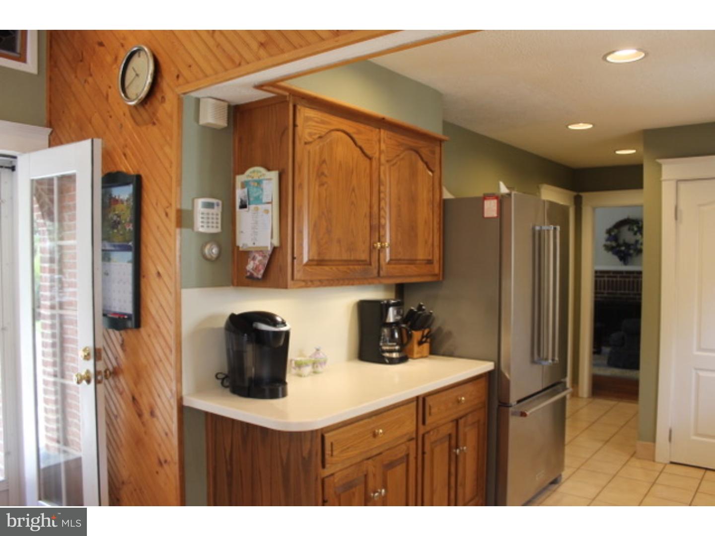 155 Broadview Road Springfield, PA 19064 - Photo 9 of 23 Kitchen