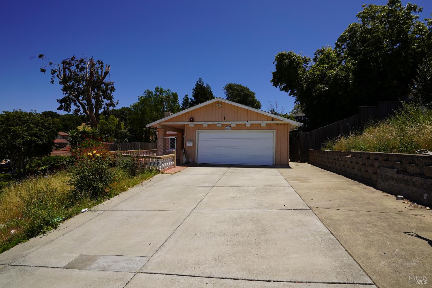 325 Jordan Street Vallejo, CA 94591 - Photo 7 of 41