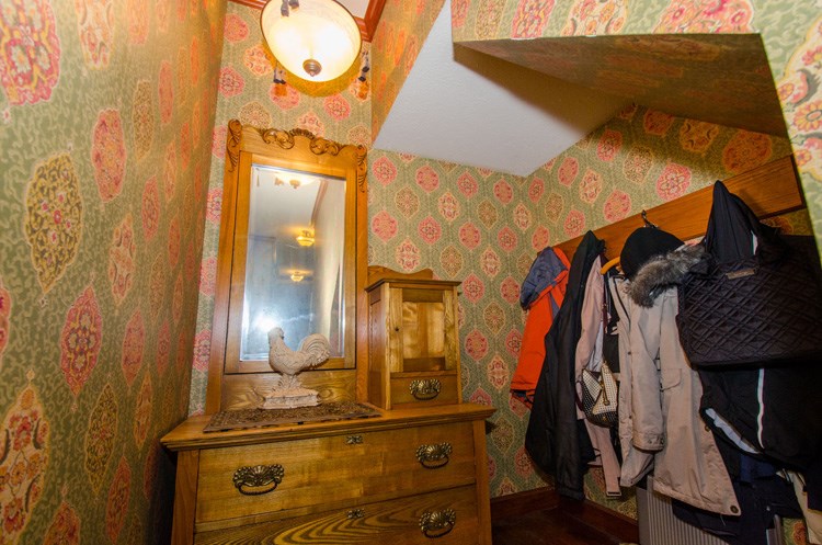 11060 Adams Road Granger, IN 46530 - Photo 21 of 29 Gallery Image 21