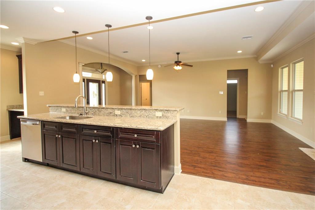 1409 Haring Road Metairie, LA 70001 - Photo 4 of 14 Gallery Image 4
