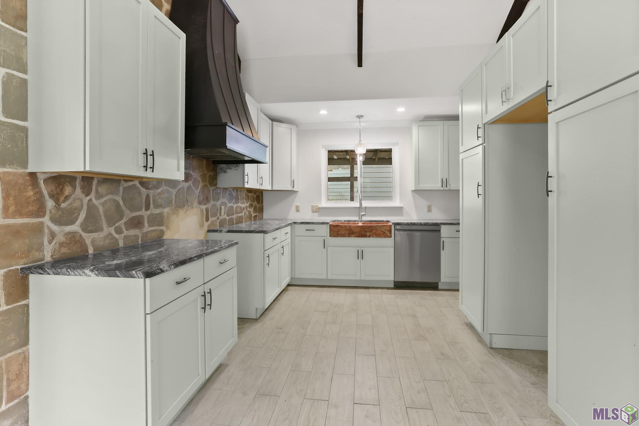 7640 Pettit Road Baker, LA 70714 - Photo 7 of 23