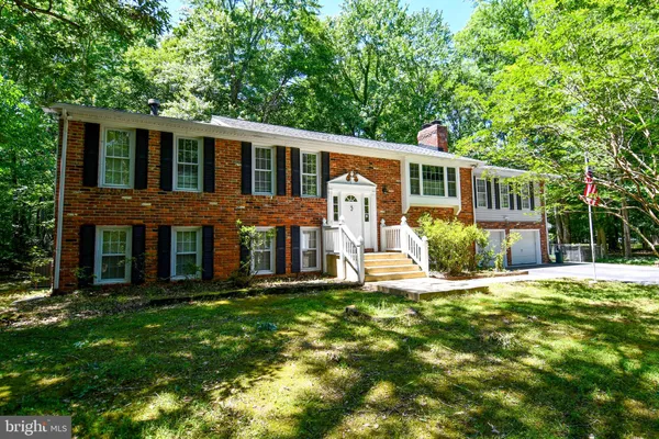 $525,000 | 8870 Brook Drive, Waldorf, MD 20603