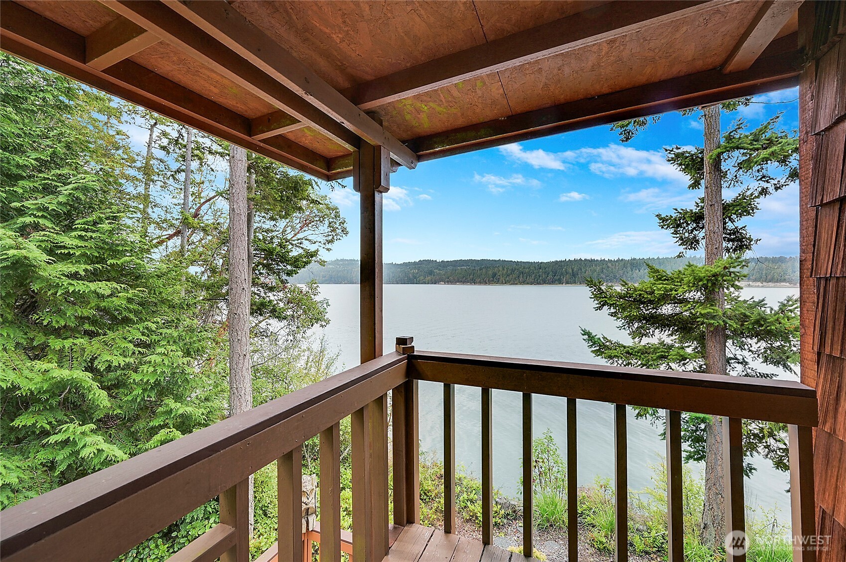 861 Griffith Point Road Nordland, WA 98358 - Photo 23 of 38 a view of a balcony