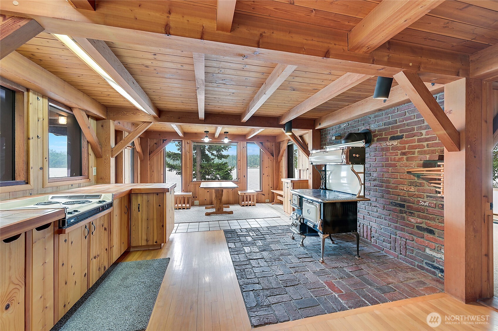 861 Griffith Point Road Nordland, WA 98358 - Photo 10 of 38