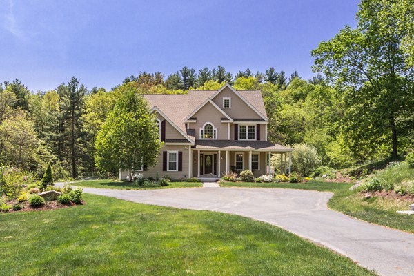 196 Littleton County Road Harvard, MA 01451 - Photo 1 of 30 Gallery Image 1