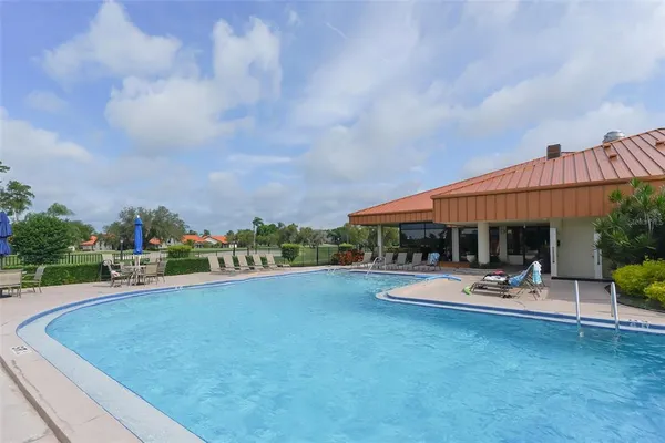 $245,000 | 4207 Caddie Drive East, Unit 104, Bradenton, FL 34203