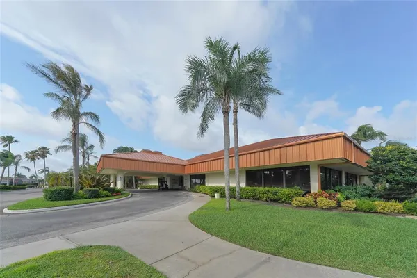 $245,000 | 4207 Caddie Drive East, Unit 104, Bradenton, FL 34203