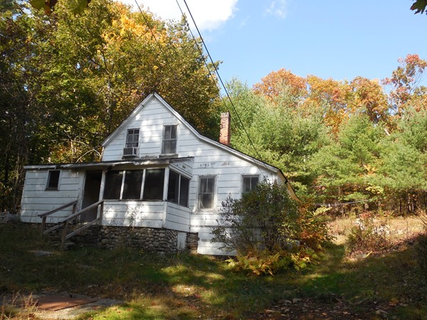 15 Lively Road Bolton, MA 01740 - Photo 1 of 3 Gallery Image 1