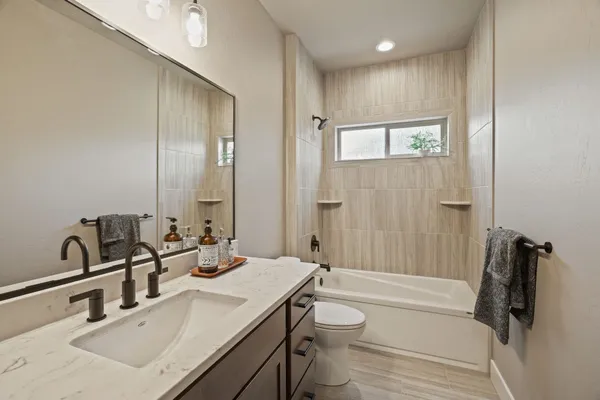 $1,225,000 | 14303 East 39th Lane, Spokane, WA 99206