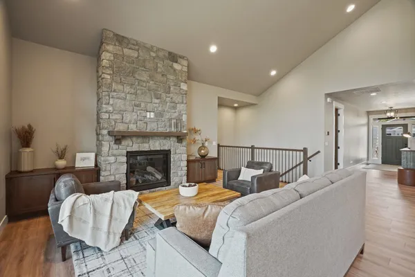$1,225,000 | 14303 East 39th Lane, Spokane, WA 99206