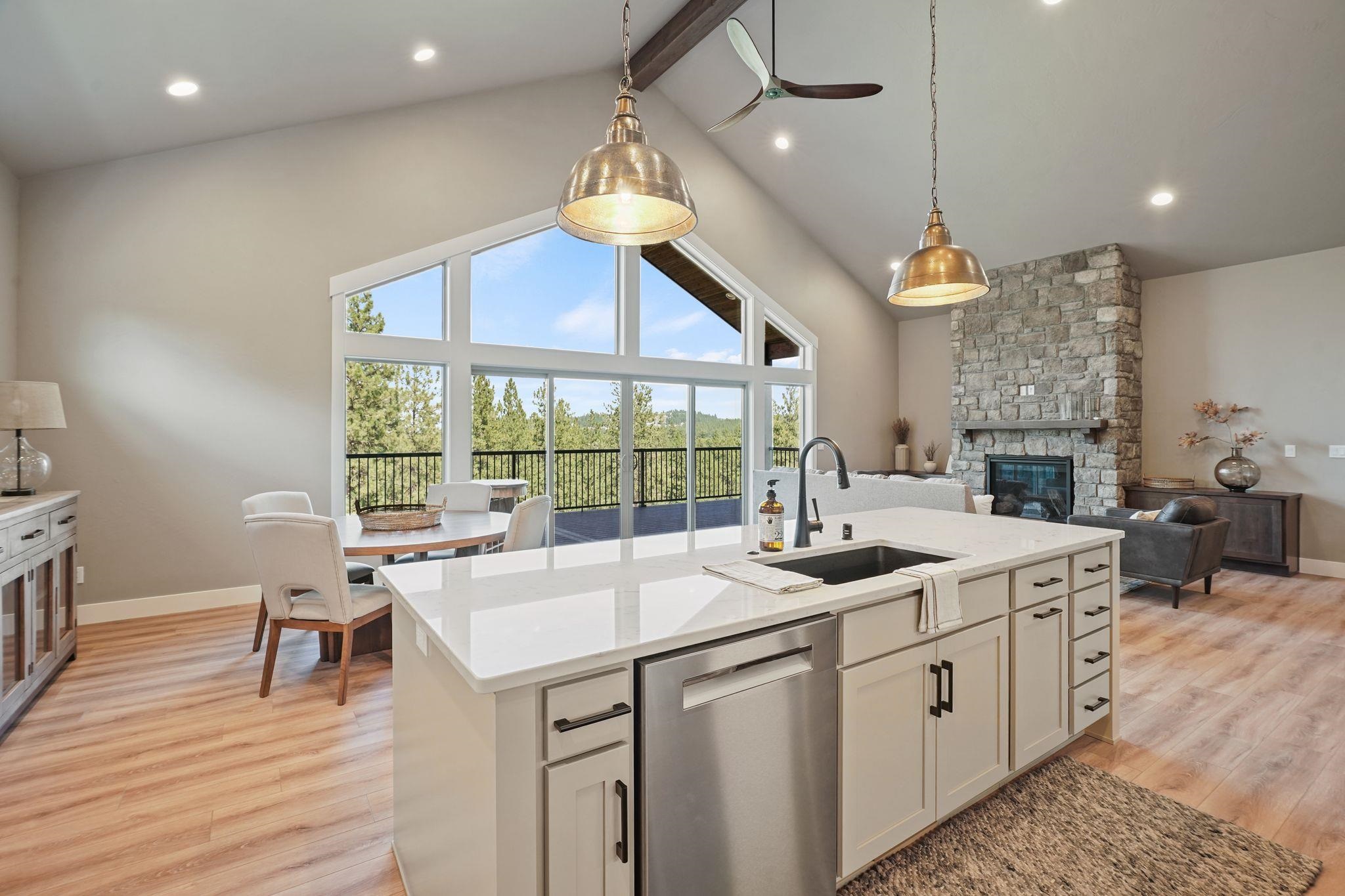 14303 East 39th Lane Spokane, WA 99206 - Photo 9 of 48