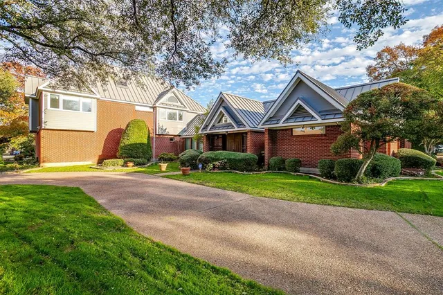 $655,000 | 5800 End O Trail, Fort Worth, TX 76112