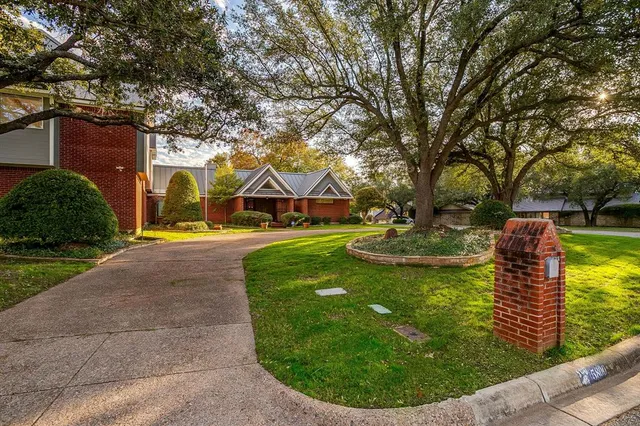 $655,000 | 5800 End O Trail, Fort Worth, TX 76112