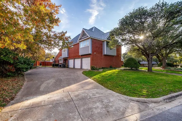 $655,000 | 5800 End O Trail, Fort Worth, TX 76112
