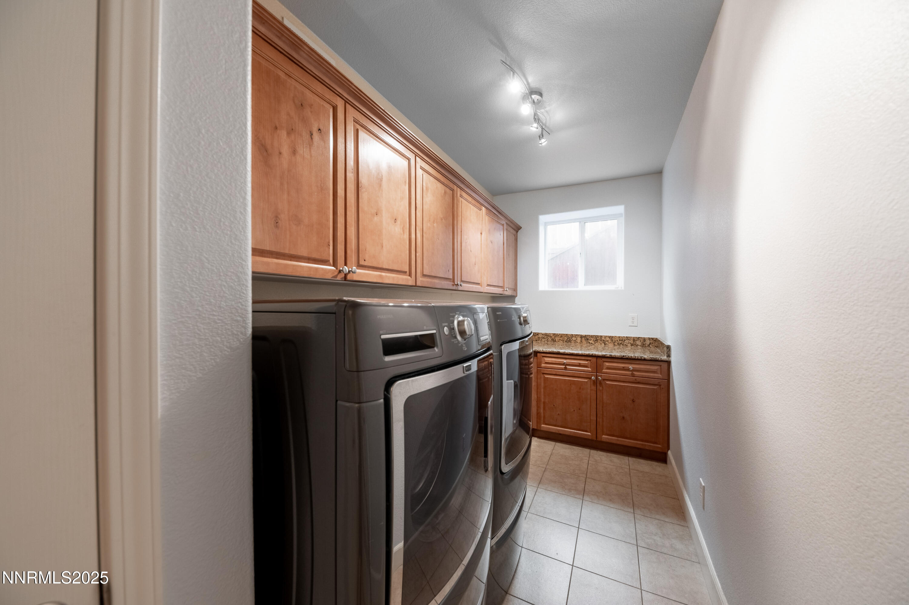 3715 Coastal Street Reno, NV 89512 - Photo 28 of 35 a utility room with dryer and washer